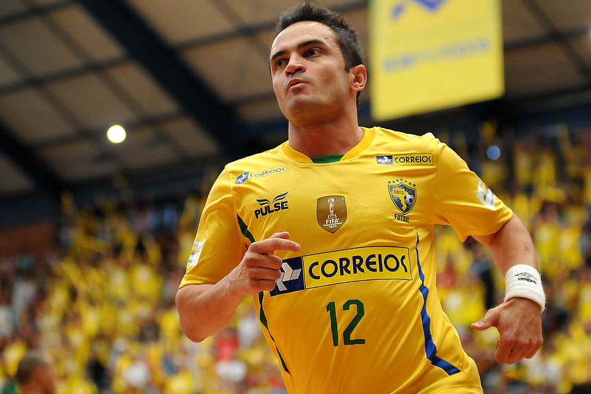 La légende brésilienne du futsal Falcão n'est pas encore tout à fait terminée et annonce son retour, Falcao Futsal Fond d'écran HD