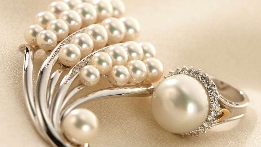 Know Your Vintage Jewellery Styles: from Byzantine to Art Deco, Beautiful Gems HD wallpaper