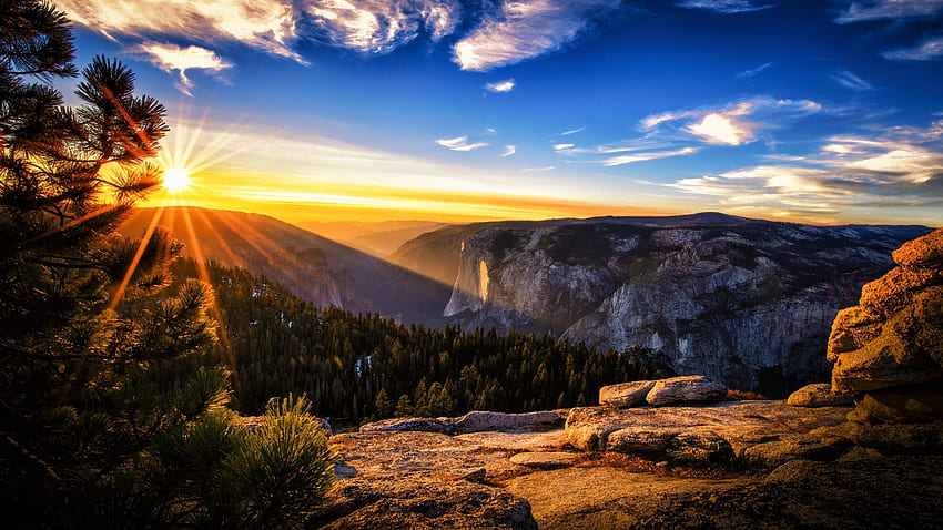 Bright Sunshine Landscape For tv Resolution - Mountain Sunset Background, Bright  Sunrise HD wallpaper | Pxfuel