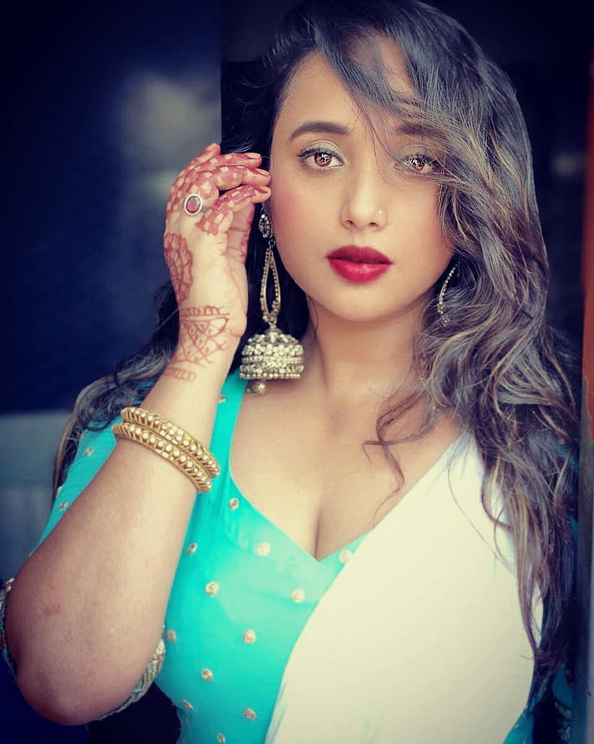 Bintang Bhojpuri Rani Chatterjee berbagi pakaian panasnya, kata penggemar - Jhakaas - The State wallpaper ponsel HD