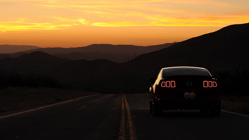 Res: , ขับ Ford Mustang ตอนเย็น . มัสแตง มัสแตง ฟอร์ด มัสแตง 2014 ฟอร์ด มัสแตง วอลล์เปเปอร์ HD