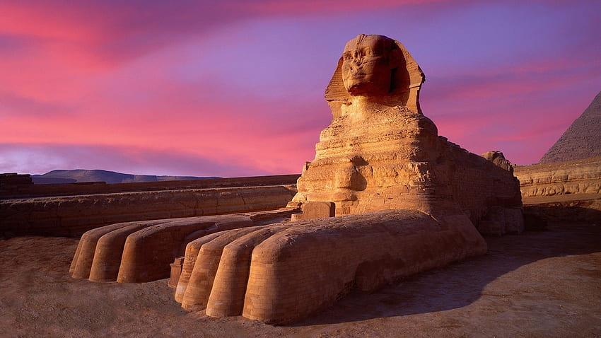 Sphinx in the desert in Egypt and - HD wallpaper