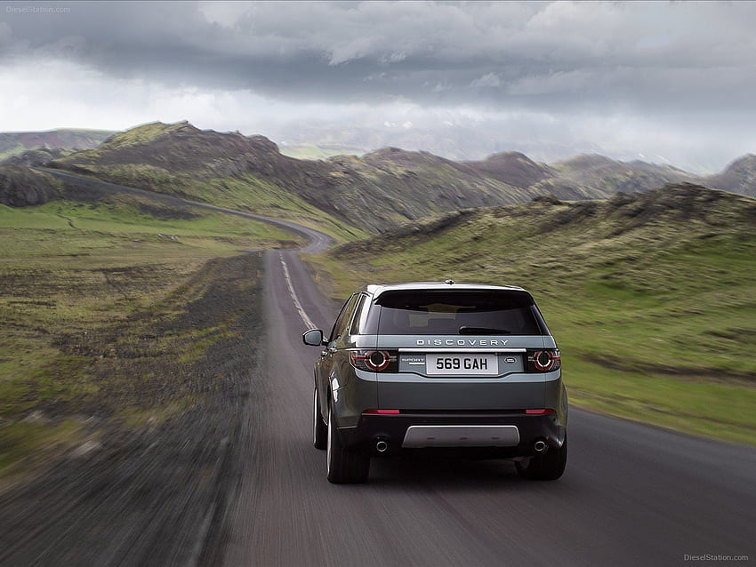 Land Rover Discovery Sport 2015 Exotic Car of 100 HD wallpaper