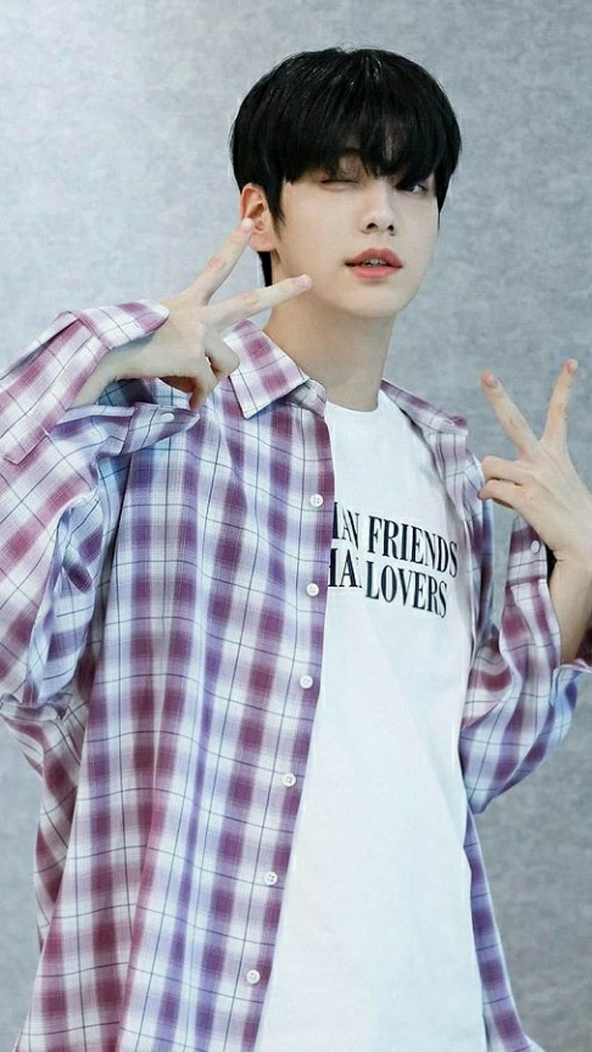 How old is Soobin, Leader of TXT? Height, Full Name, Girlfriend ...