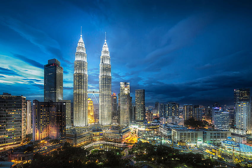 Kuala Lumpur Skyline [] for your , Mobile & Tablet. Explore Kuala Lumpur . Kuala  Lumpur HD wallpaper | Pxfuel