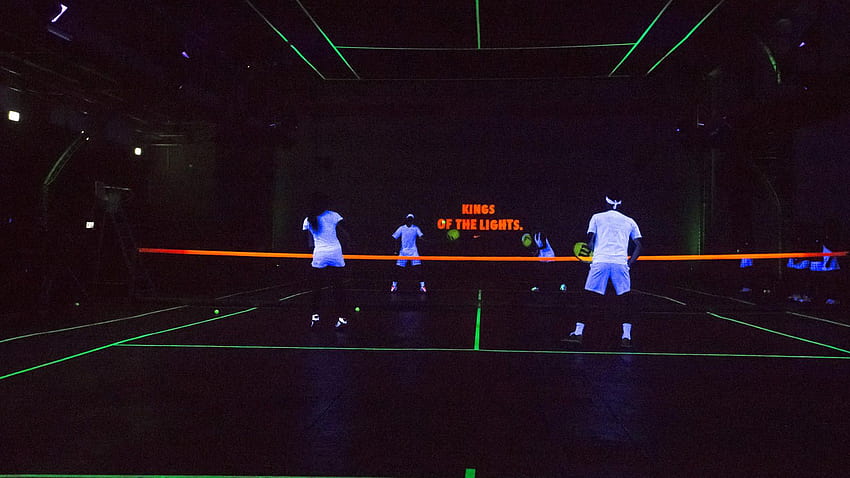 Les stars du tennis Nike font briller la nuit à Paris Fond d'écran HD