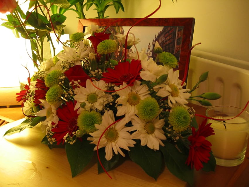 Stillleben, Blumen, Kerze, Arrangement HD-Hintergrundbild