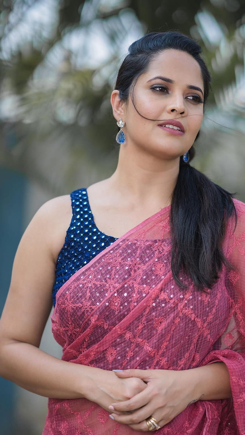 Anusuya Bharadwaj, atriz telugu, amante de saree Papel de parede de celular HD