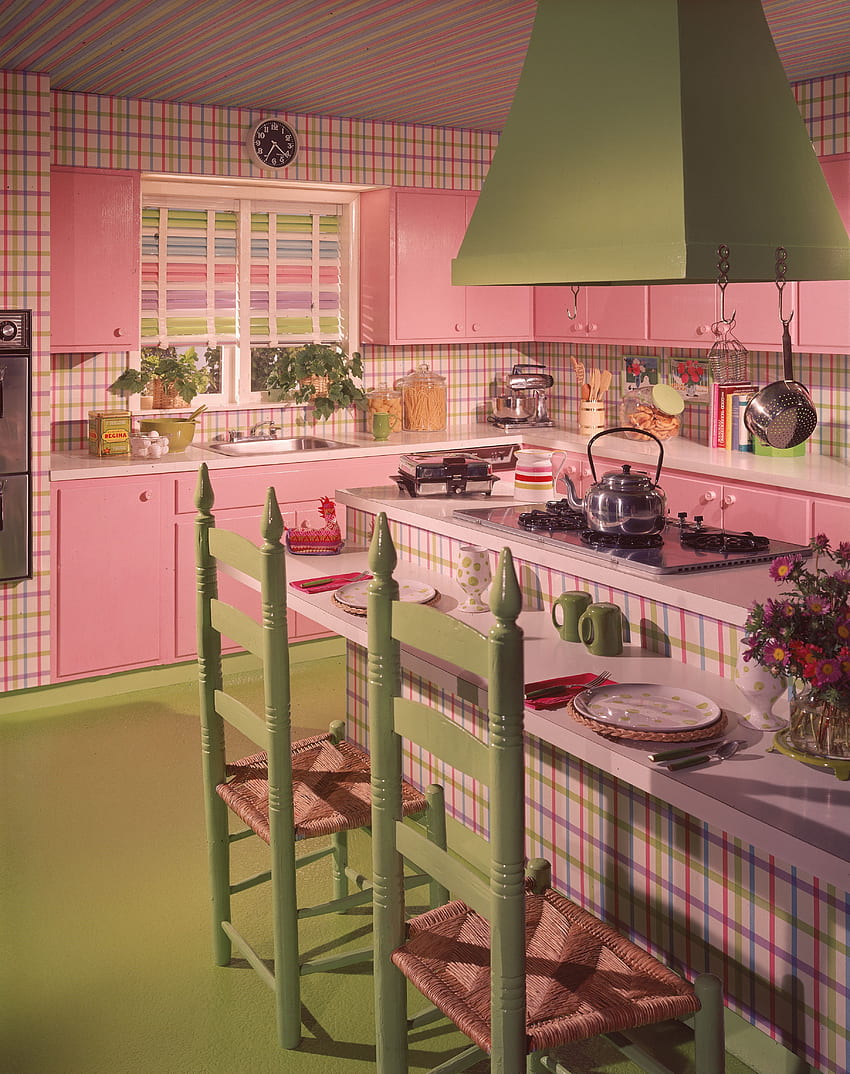 Cool Retro Kitchens - How to Decorate a Kitchen in Throwback Style, 70s  Diner HD phone wallpaper | Pxfuel