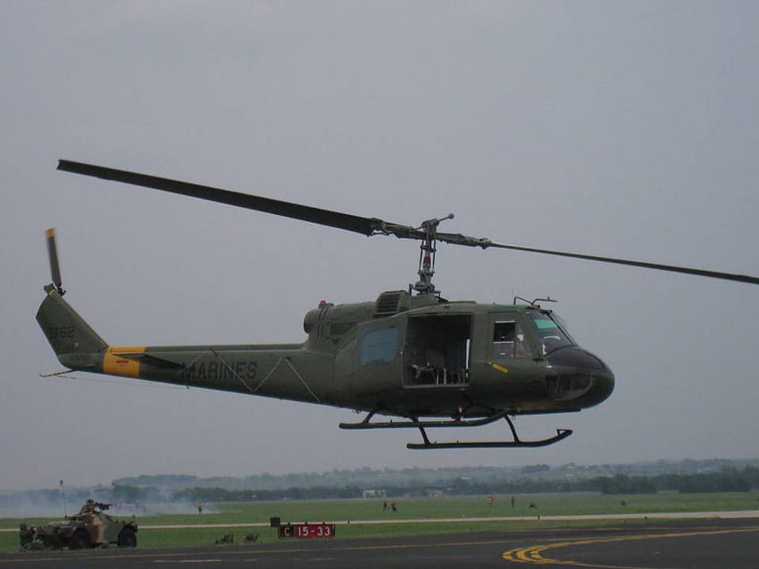 Vietnam-Reenactment-12, Wietnam, dzwonkowy helikopter, huey, uh-1 Tapeta HD