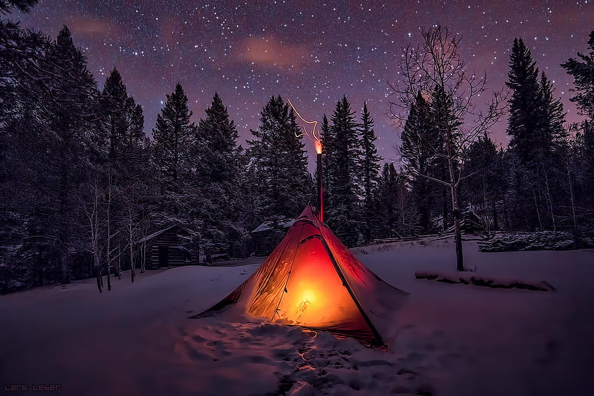 Interesting of the Day: Glowing Tent Under a Winter Sky, Winter Camping HD wallpaper
