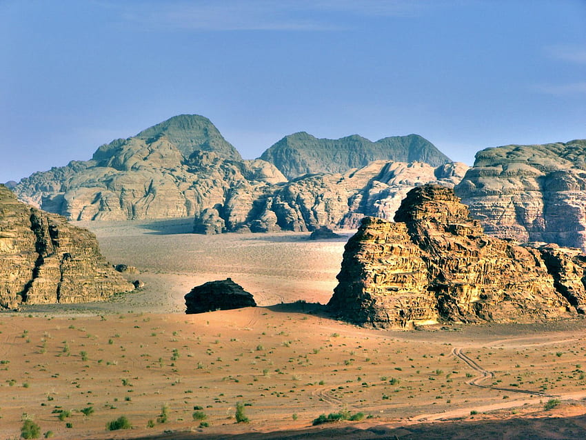 Wadi Rum: Spectacular Scenic Desert Valley of Lawrence of Arabia 41, Desert Saudi Arabia HD wallpaper