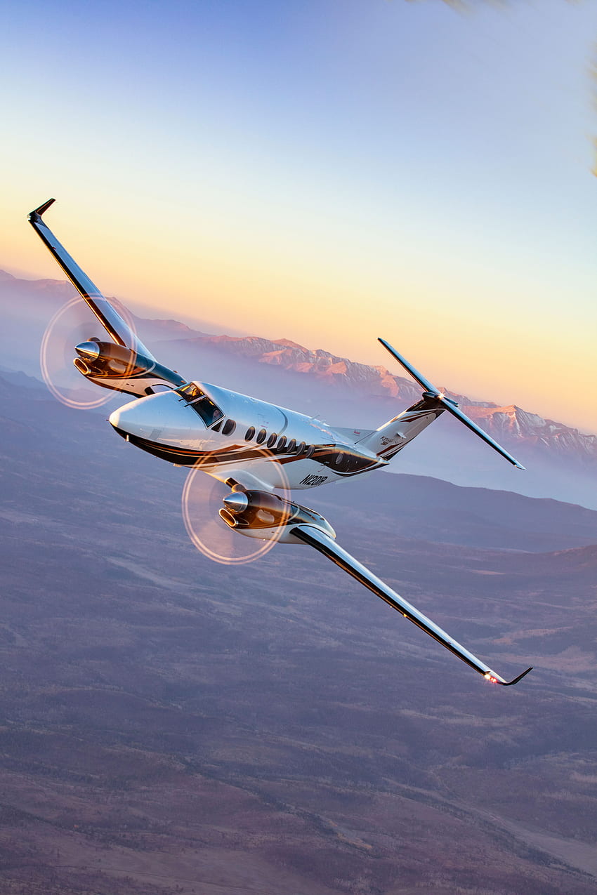 Textron Aviation ist führend bei der Auslieferung von Flugzeugen für die Geschäfts- und allgemeine Luftfahrt im Jahr 2020, King Air HD-Handy-Hintergrundbild