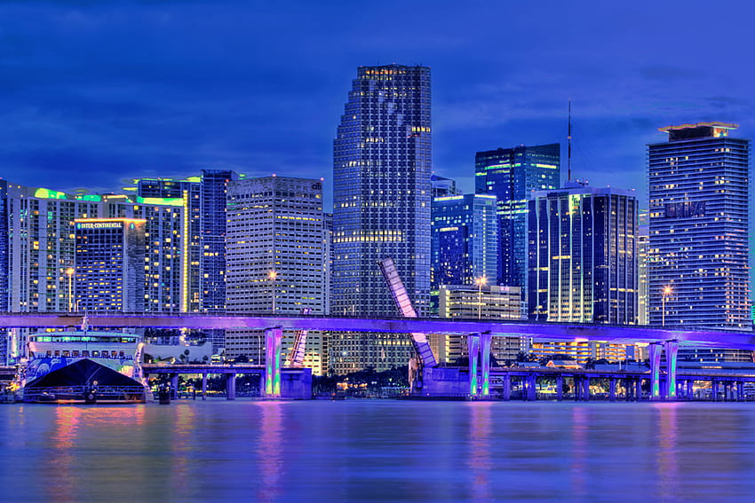Miami At Night Skyline - City Of Miami Background - HD wallpaper