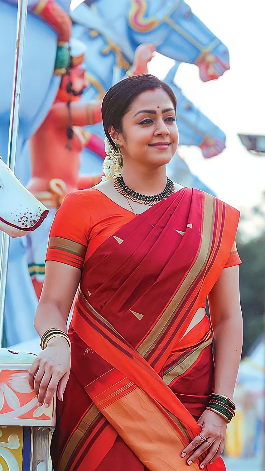 Jothika, actriz tamil, belleza sari fondo de pantalla del teléfono