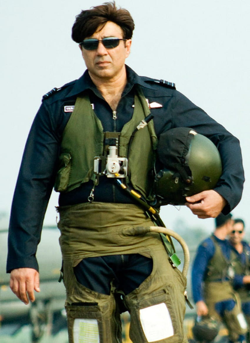 Beautiful And Smart Sunny Deol - all 4u stars . Indian air force, Air force, Bollywood HD phone wallpaper