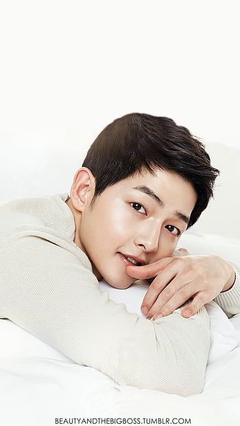 Song Joong Ki is an intimidating presence in the intriguing black and ...