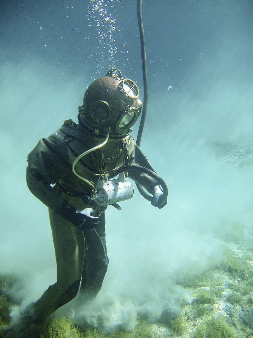 Pessoa em Traje de Mergulho Verde · Stock, Deep Sea Diver Papel de parede de celular HD