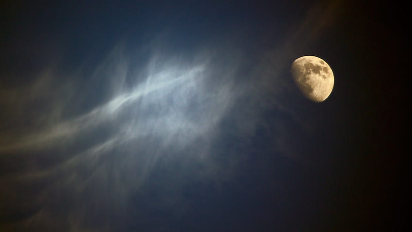 / a waning moon on a cloudy night sky, under HD wallpaper