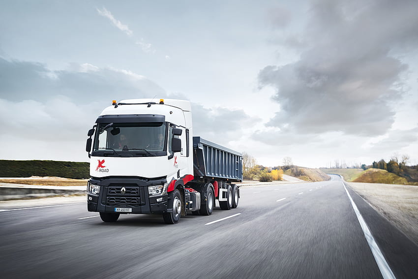 RENAULT TRUCKS T X ROAD: A CUSTOMISED USED VEHICLE DEDICATED TO WORKSITE SUPPLY. Renault Trucks Corporate HD wallpaper