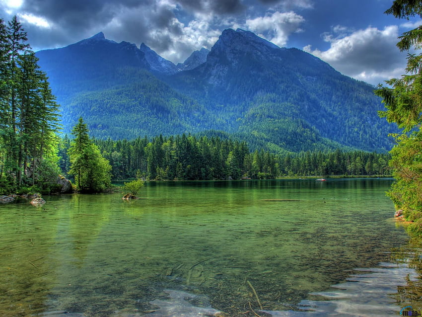 Montagnes en Bavière, Allemagne, nuages, arbres, Allemagne, nature, forêt, lac, montagne Fond d'écran HD