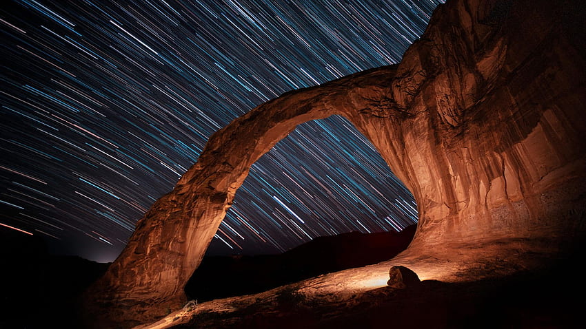 Corona Arch en Moab, Utah, Estados Unidos, cielo, rocas, luces fondo de pantalla