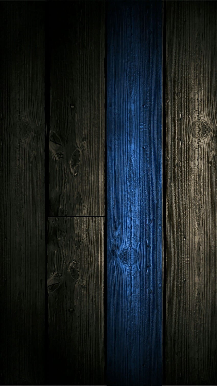 Fondo di legno nero. Legno, iphone blu, sottile linea blu, legno scuro Sfondo del telefono HD