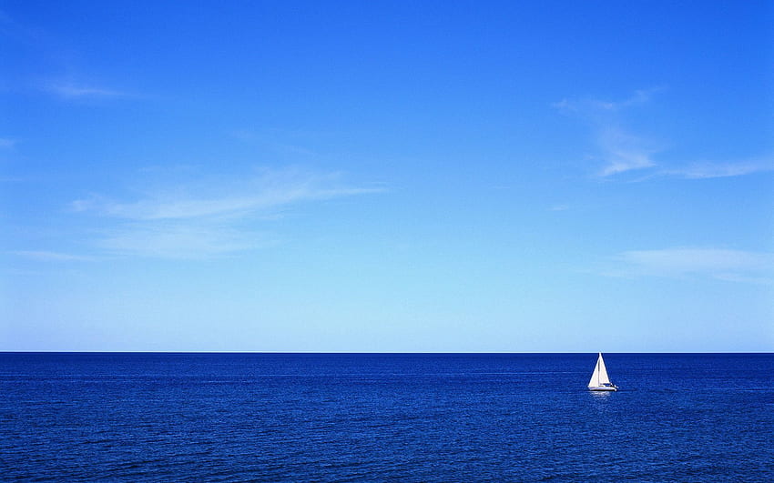 Niebo, morze, minimalizm, cisza, żagiel, jacht, spokój Tapeta HD