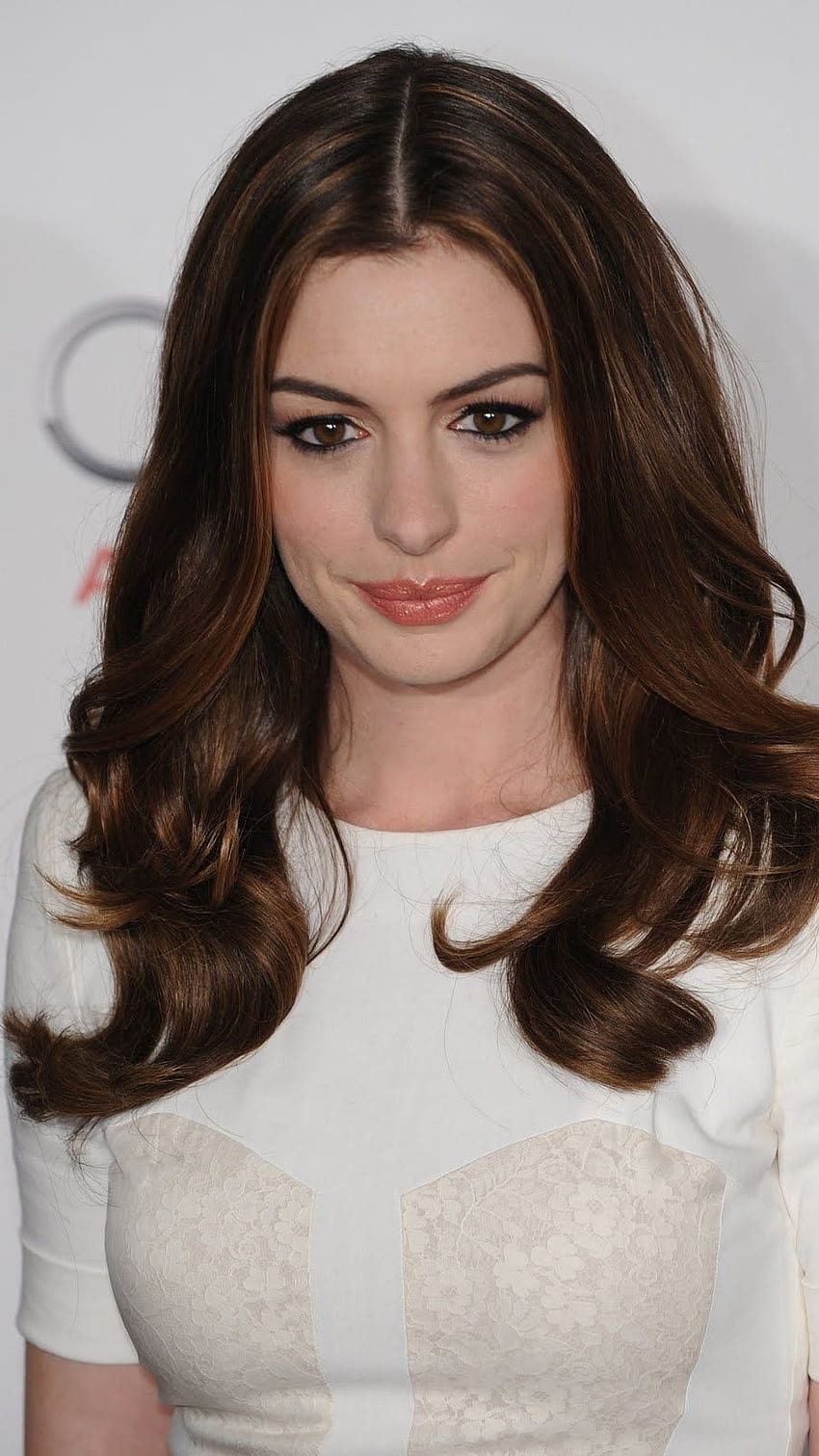 Anne Hathaway, bohaterka Anne Hathaway Tapeta na telefon HD