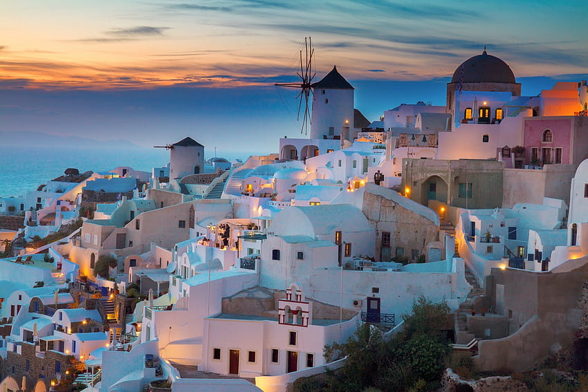 Santorini al tramonto, isola, Grecia, città, mulino, chiesa, case Sfondo HD