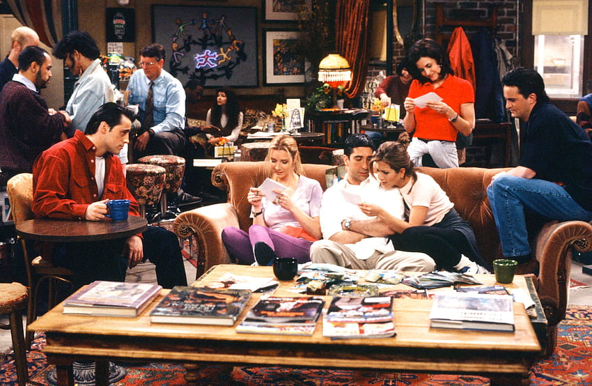 Friends star responds to Central Perk couch fan theory HD wallpaper