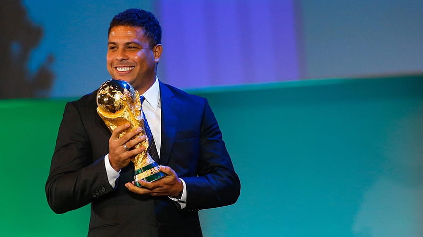 Il brasiliano Ronaldo si aspetta di essere dimesso dall'ospedale, Ronaldo Nazario Sfondo HD