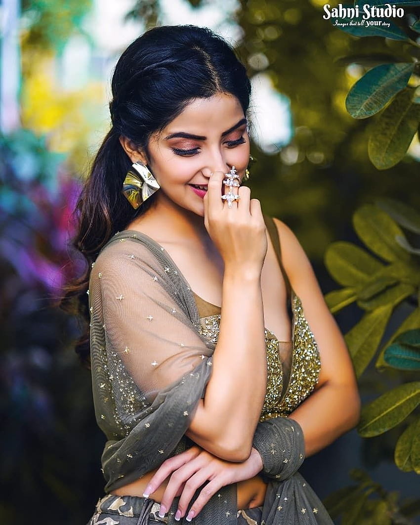 Sahni Studio on Instagram: “Syuting dengan aktris pardeshi yang sangat cantik. . wallpaper ponsel HD