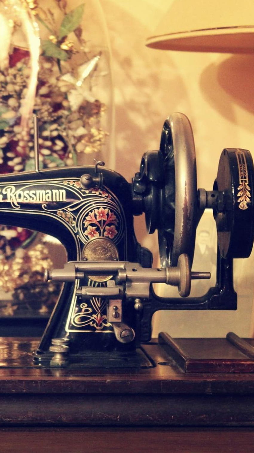 Download Sewing Machine wallpapers for mobile phone free Sewing  Machine HD pictures