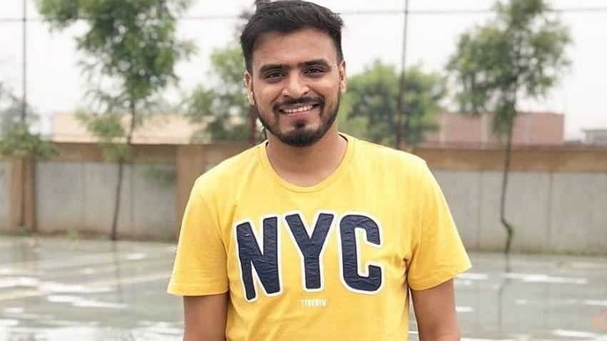 Hilarious videos by Amit Bhadana That Will Make Him Your Next Favorite Comedian in 2020. Popular youtubers, Youtube, Most popular youtubers HD wallpaper