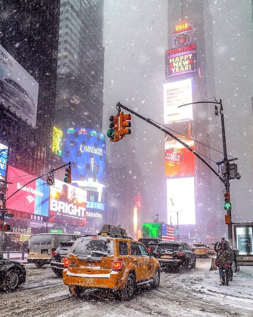 Times Square, New York di Cory Schloss graphy. Natale a New York, New York Times Square, New York City Sfondo del telefono HD
