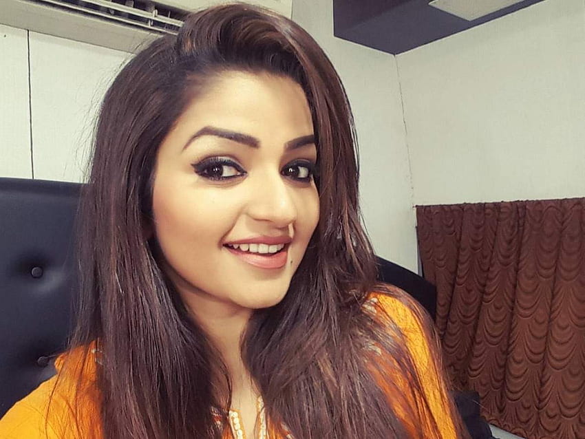 Nithya Ram: Actress Nithya Ram enjoys a fan moment with cricketer Suresh  Raina; See pic - Times of India HD wallpaper | Pxfuel
