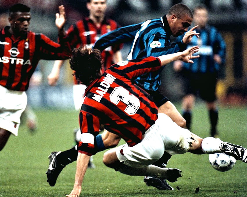 Nihai Klasik Azzurri Koleksiyonu – Paolo Maldini – Forza27 HD duvar kağıdı