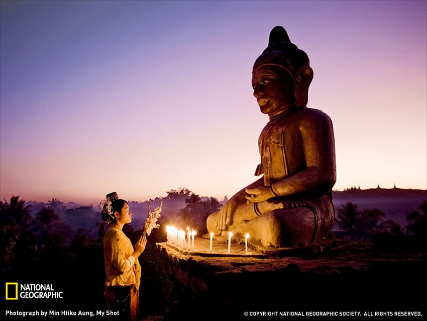 Nếu bạn yêu thích tượng Phật, hãy xem hình ảnh để hiểu thêm về sự tinh tế, thanh lịch của nghệ thuật tượng học Phật Giáo.