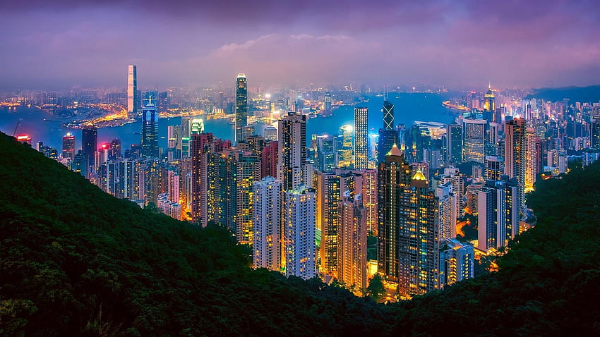 Hong Kong Skyline At Dusk From Victoria Peak . HD wallpaper