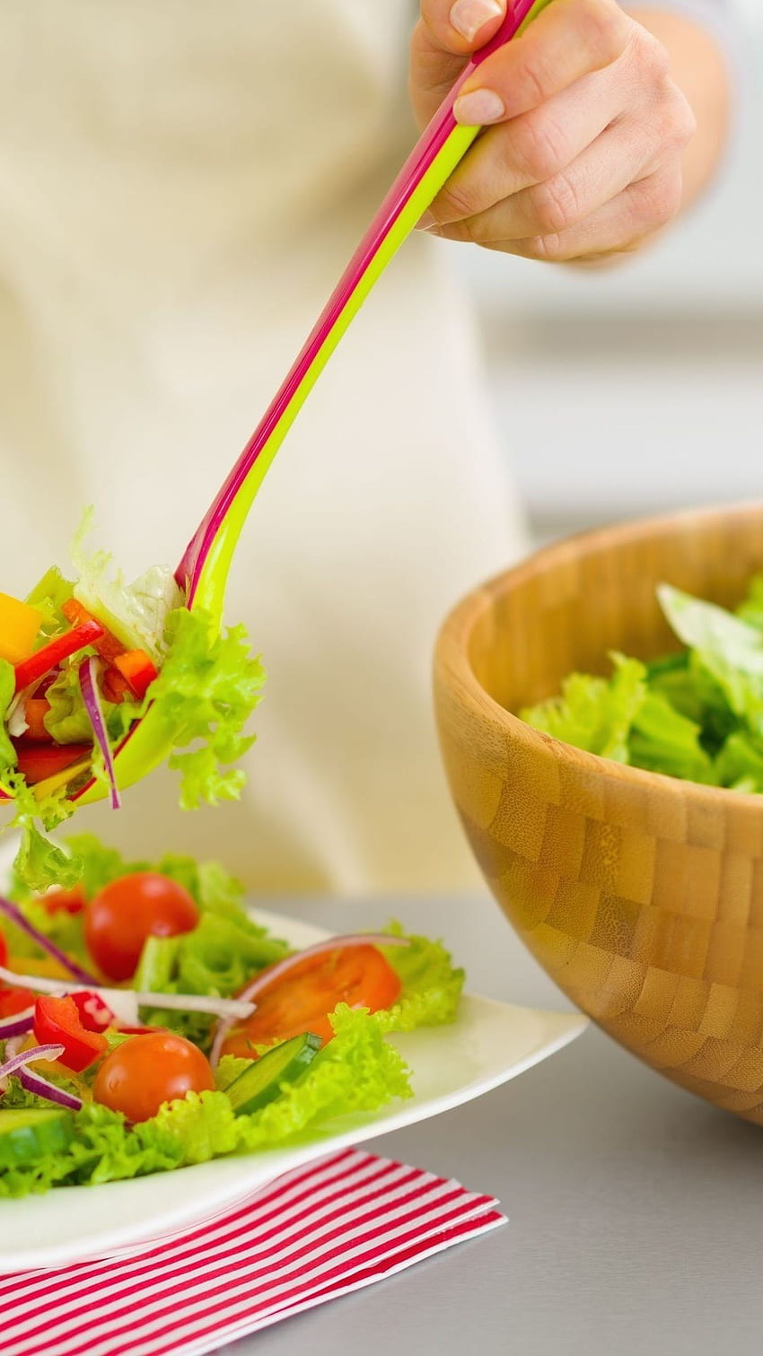 healthy eating, lettuce, salad, food, tomato HD phone wallpaper