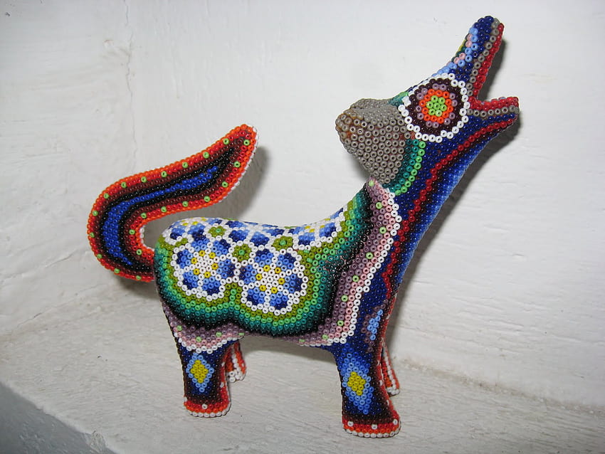 メキシコの手工芸品 カヨーテ、動物、カヨーテ、クラフト、ビーズ 高画質の壁紙