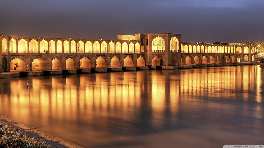 Alacakaranlıkta Khaju Köprüsü, İsfahan, İran ❤ HD duvar kağıdı