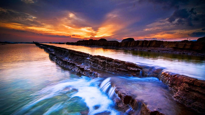 Breakwater, awesome, colors, reflections, trees, islands, mirror, sunsets, rocks, wawes, stones, purple, green, violet, nature, blue, oceans, black, gold, brown, amazing, water, foam, reflected, sunrises, beautiful, lagoons, orange, scarlat, lakes, pink, red, cool, clouds, sky, rivers HD wallpaper