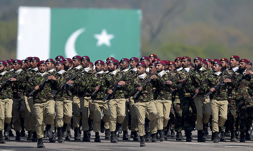Truppe del gruppo dei servizi speciali marciano durante la marcia: indiana, esercito di Pak Sfondo HD
