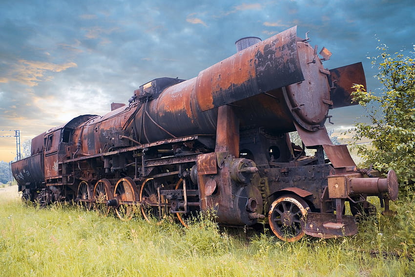 Locomotora de vapor vieja y oxidada, viejo, nubes, oxidado, hierba, motor, locomotora fondo de pantalla