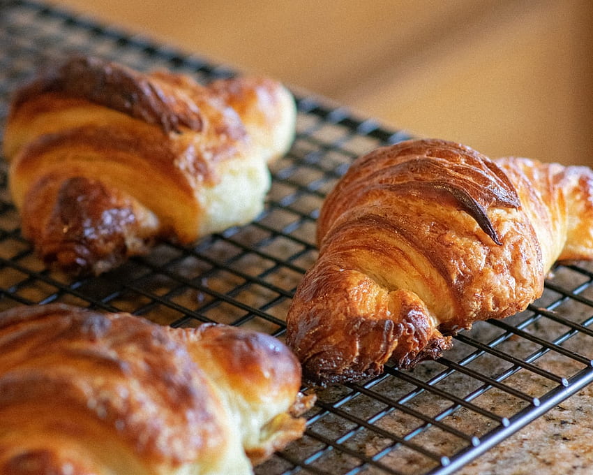 Croissant, einfaches Croissant HD-Hintergrundbild