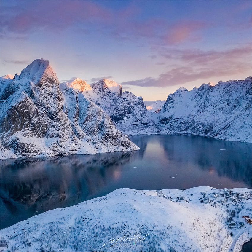 noruega lofoten montañas invierno bahía nieve iPad fondo de pantalla del teléfono