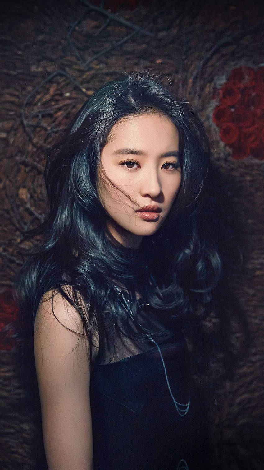Момиче Liu Yifei Китай Филм Актриса Модел Певица Тъмно Android HD тапет за телефон