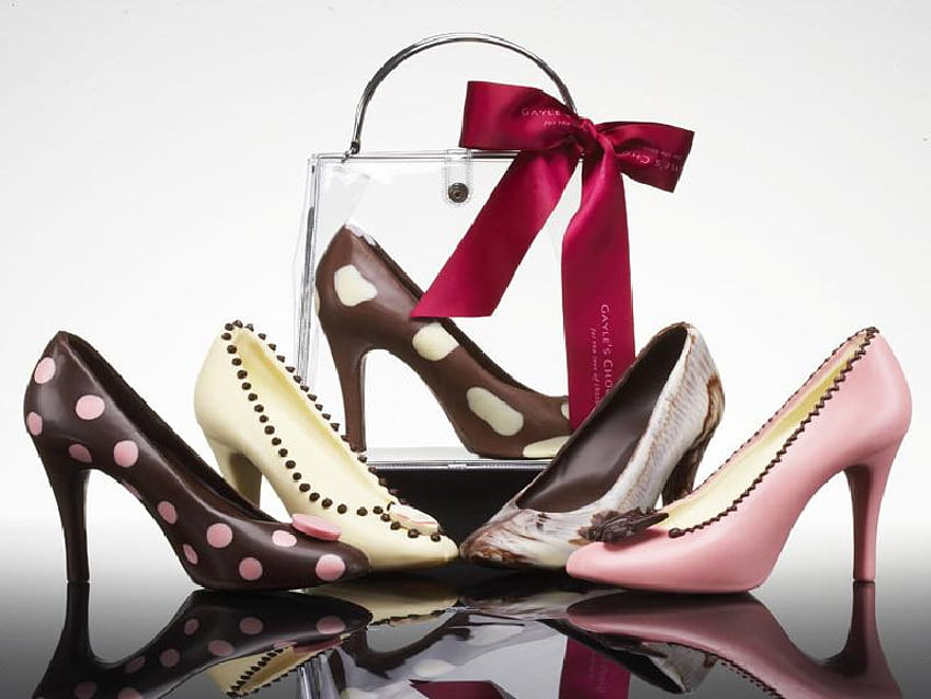 Zapatos de chocolate para mi querida amiga Carmenmbonilla :), zapatos, chocolate, regalo, bolso fondo de pantalla